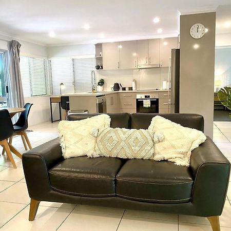 Lychee Tree Holiday Apartments Port Douglas Ngoại thất bức ảnh